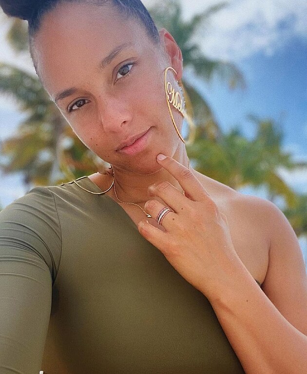 Celebrity uk�zaly sv�j p�irozen� vzhled