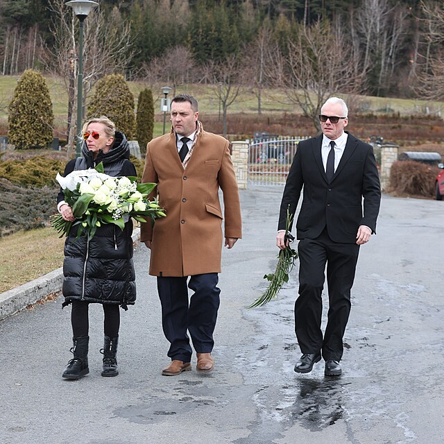 Posledn� rozlou�en� se zp�va�kou Helenou Ze�ovou, 2. ledna 2025