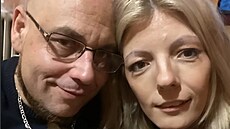 Shopaholic Adel se svým p�ítelem Mrakomorem.