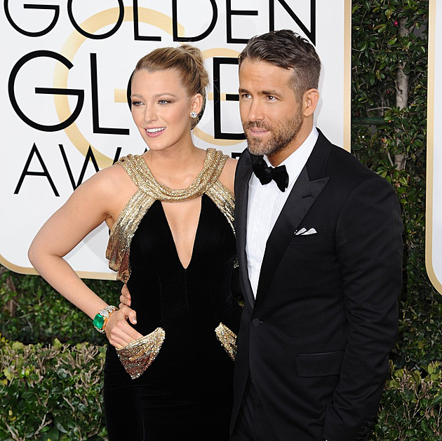 Pravděpodobně máš dítě přisáté k prsu: Lidé na sítích řeší hlasové zprávy od Justina Baldoniho pro Blake Lively