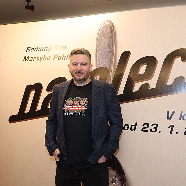 Reisr a scenrista Marty Pohl