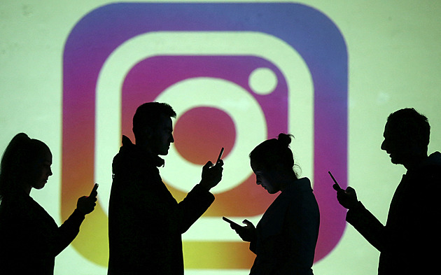 Nejisté budoucnosti TikToku využívá Instagram. Mění se, čím dál víc cílí na uživatele právě čínské aplikace