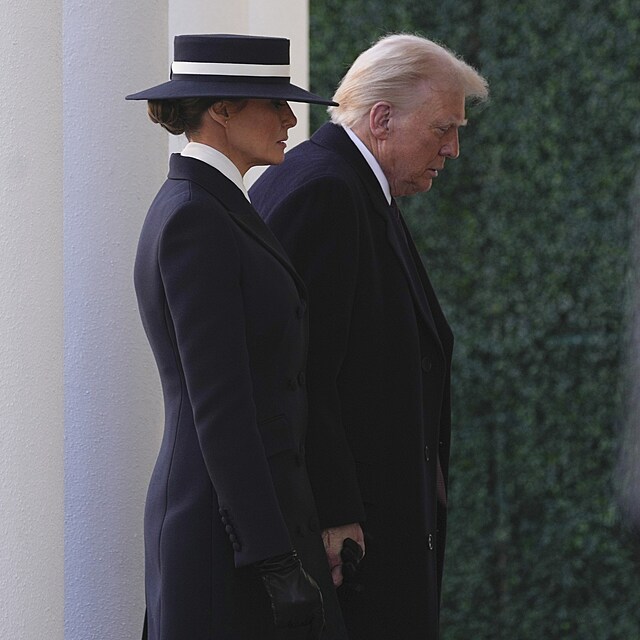 Donald a Melania se vrac� do B�l�ho domu.