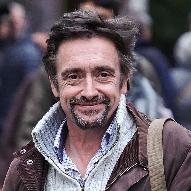 Richard Hammond m�l na proch�zce s dcerou na sob� snubn� prsten.