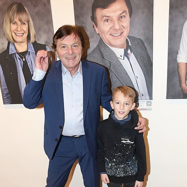 Pavel Tr�vn��ek se synem