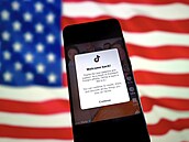 TikToku byl zabanovaný patnáct hodin.