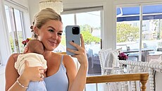 Karoline Leavittová má teprve p�lro�ního syna.