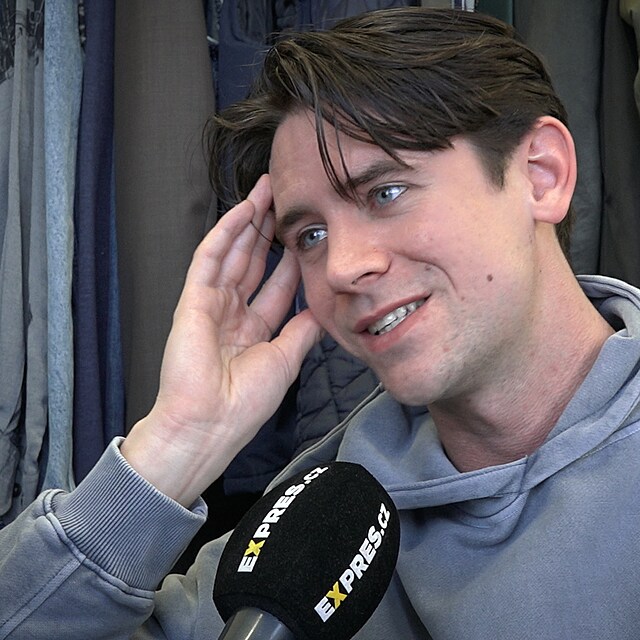 Rozhovor s Janem Kom�nkem