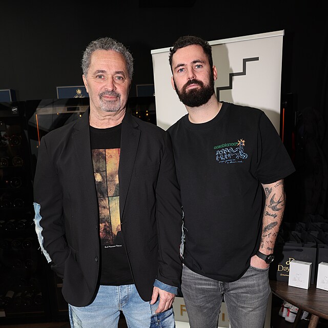 K�est parf�mu Alice Bendov�, DayDee