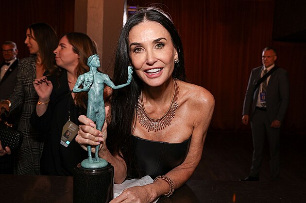 Demi Moore na SAG Awards 2025