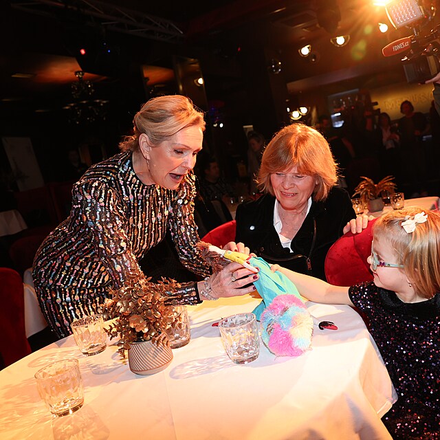 K�est singlu Carpe Vitam V�clava Noida B�rty a Eli�ky B�rtov�.