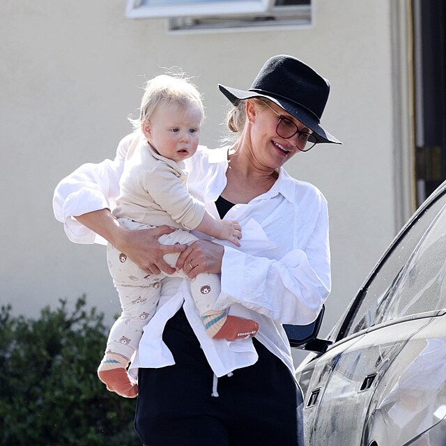 Cameron Diaz uk�zala sv�ho potomka