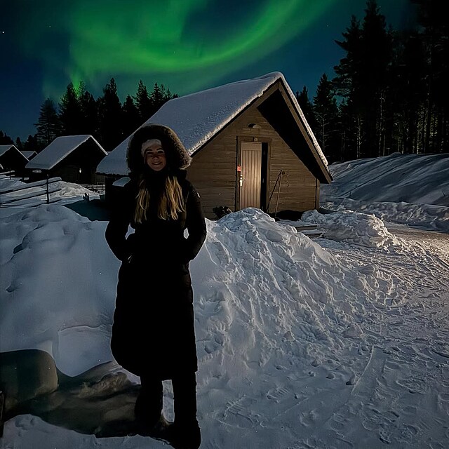 Vivien si u�ila i pol�rn� z��i.