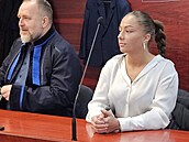 Hanka Gelnarová u soudu.