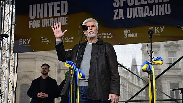 Prezident Petr Pavel na demonstraci za Ukrajinu