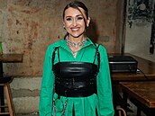 Sharlota je moderátorka StarHouse