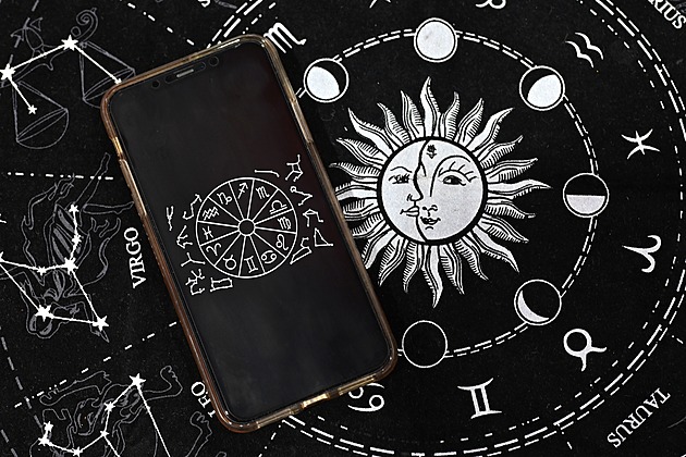 Astrologie na vzestupu: Generace Z hledá odpovědi ve hvězdách