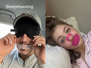 TikTok trend Sleepmaxxing