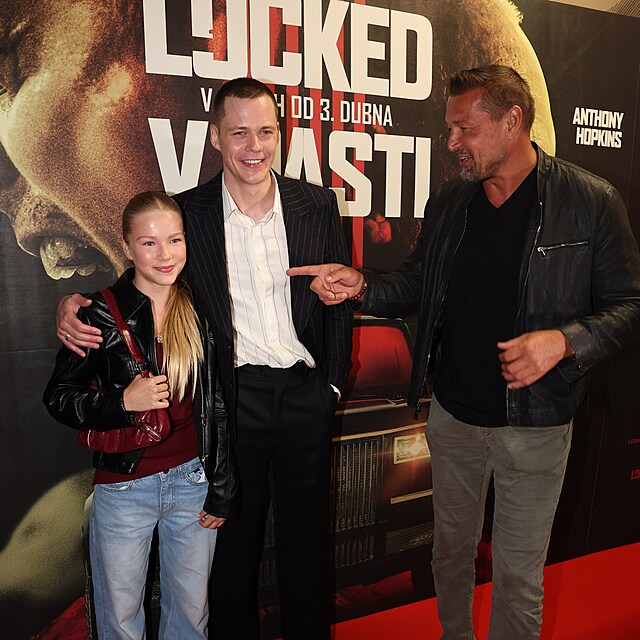 Petr J�kl p�edstavil Billa dce�i.