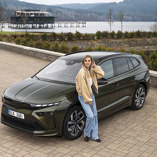 Denisa Dvo��kov�