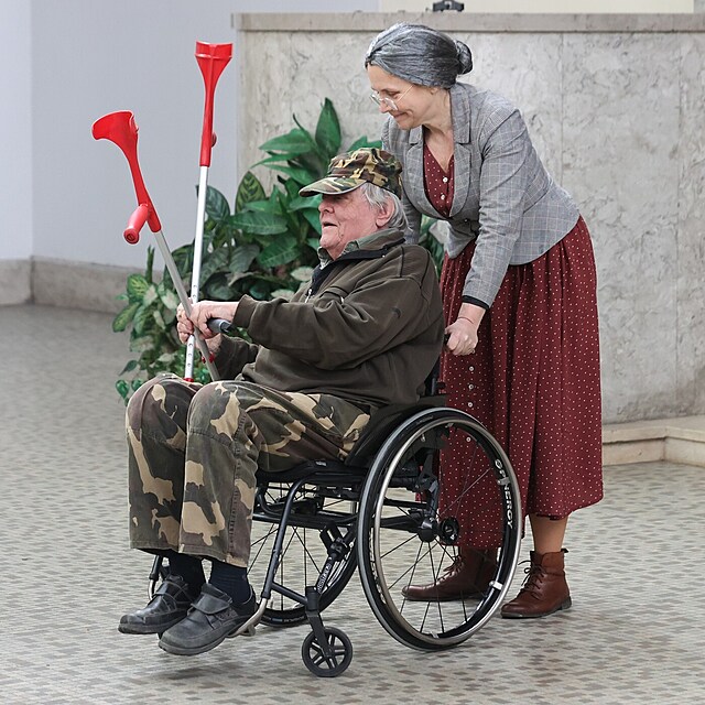 Apr�lov� poh�eb Jaroslava �ejky