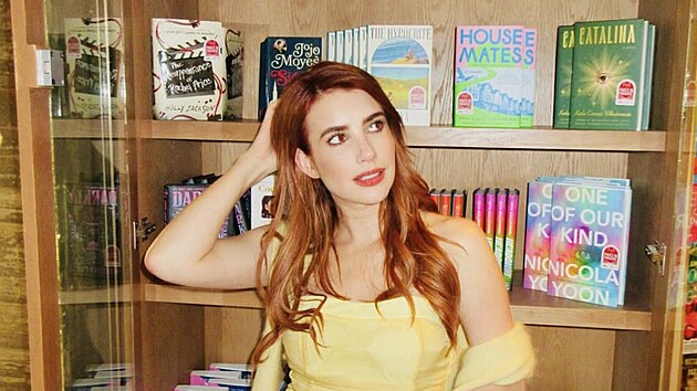 Emma Roberts zalo�ila v roce 2017 Belletrist � klub, kter� je z�rove� produk�n� spole�nost�.