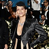 Halle Berry