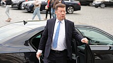 Tomio Okamura