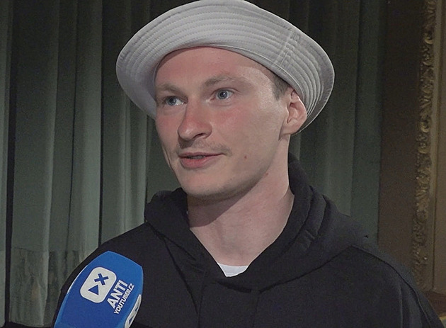 Mikýř nachytal influencery. Hned několik kývlo na čínskou propagandu
