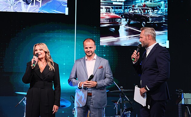 Oteven novho salonu Mototechny