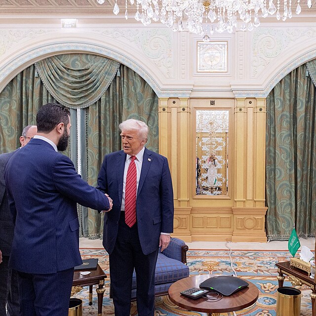 Ahmad ar a Donald Trump v Rijdu