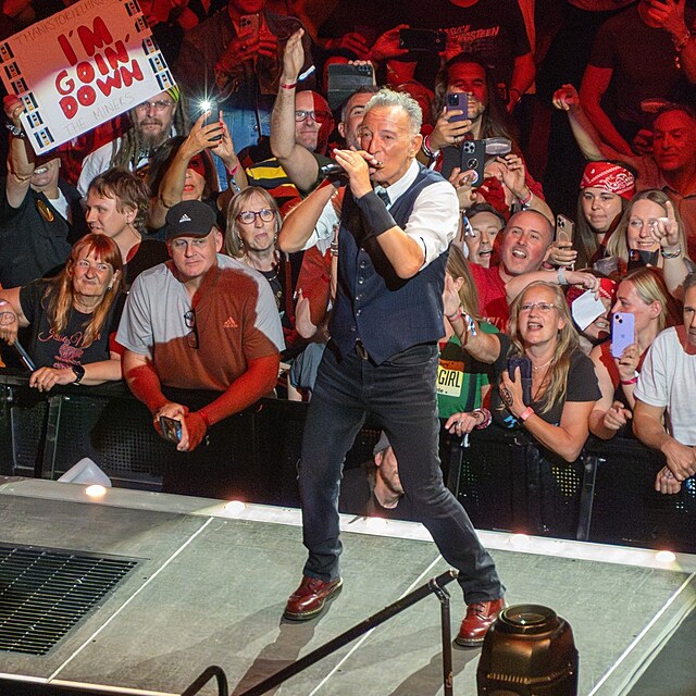 Bruce Springsteen na koncert v Manchasteru