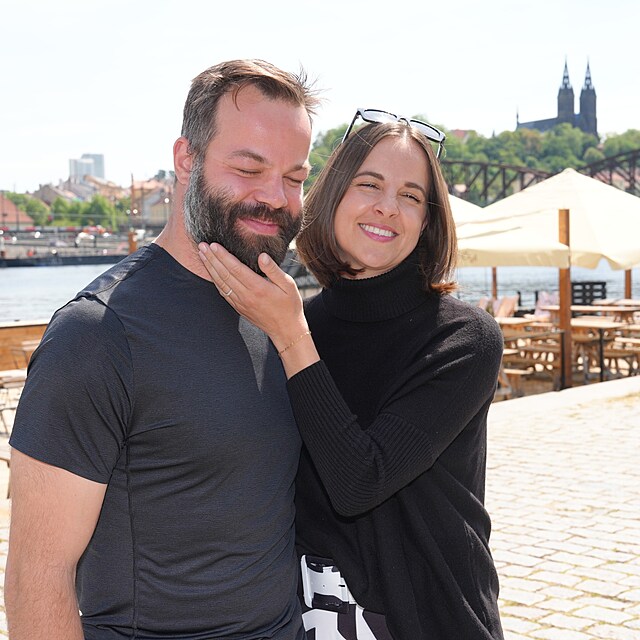 Radko Gudas s manelkou