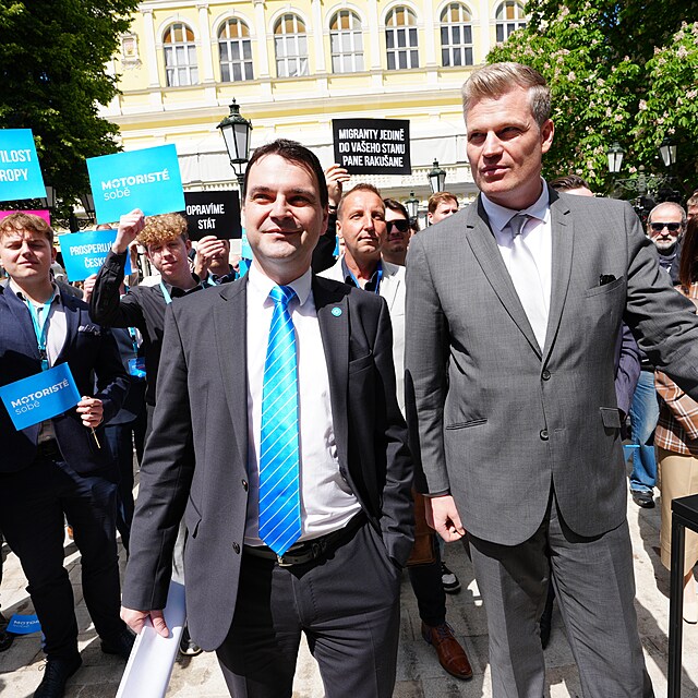 Petr Macinka, Filip Turek