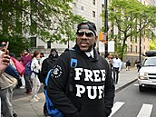 Jeden z podporovatel� Diddyho