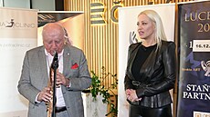 Felix Slová�ek na akci k váno�nímu koncertu v Lucern�.