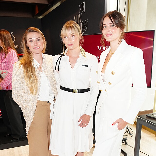 Ivana Z�le��k Hron, Olga Chabr Grillov� a Pavla Isabela Tyka�