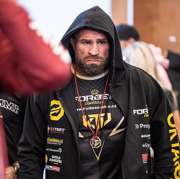 Vémola zase otáčí? Konec kariéry znovu neplatí, chce válku o Terminátora, má i jméno soupeře