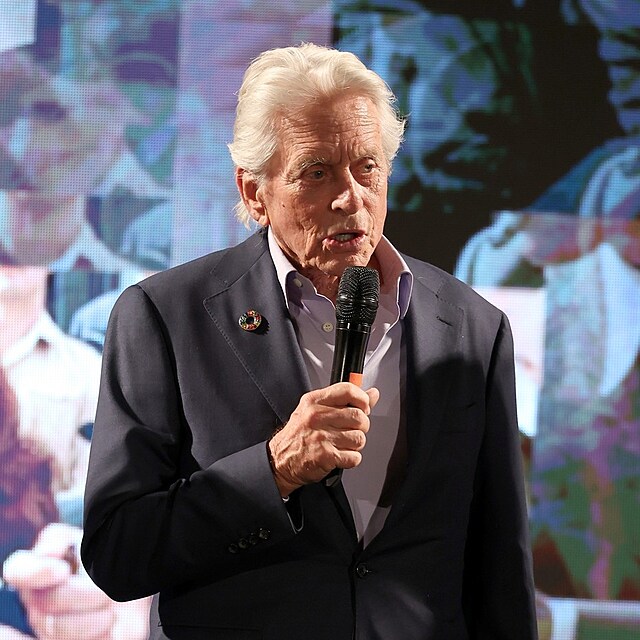 Michael Douglas