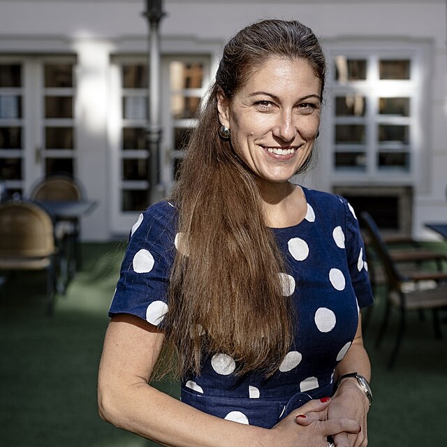 Eva Decroix