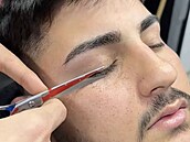Novým mu�ným beauty trendem je holení �as.