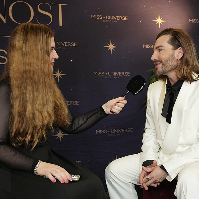 editel soute Miss Universe esko Sam Dolce pro Expres