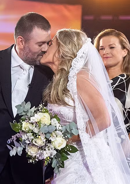Alexandra s Petrem měli svatbu přímo na galavečeru.