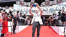 Michael Douglas