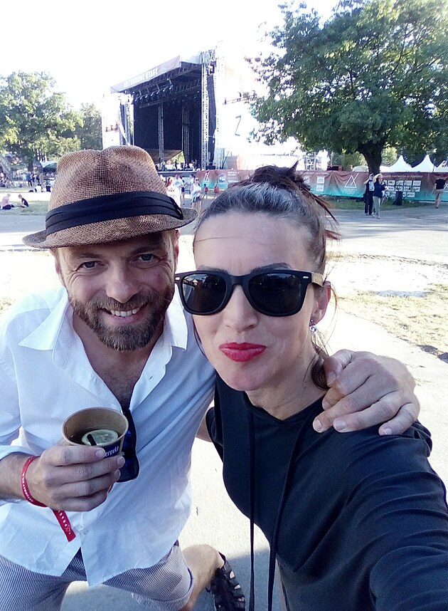 Luk� Langmajer a jeho �ena se rozv�d�.