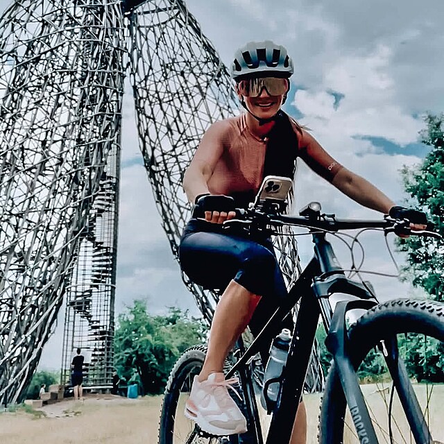 Sandra Novkov na cyklovletu s manelem Vojtchem Moravcem
