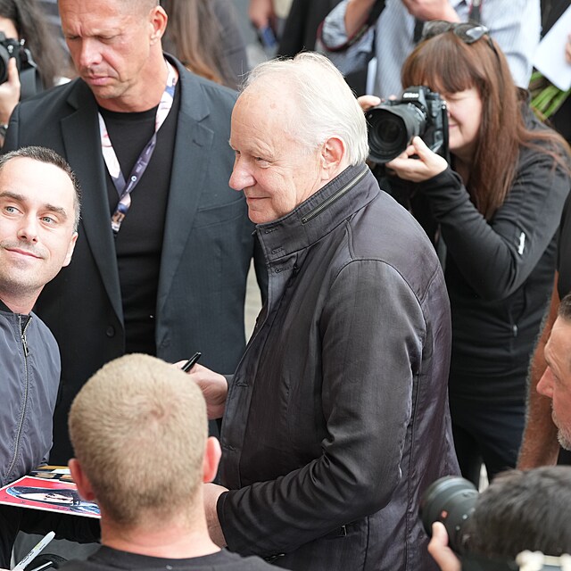 Stellan Skarsgard ve Varech
