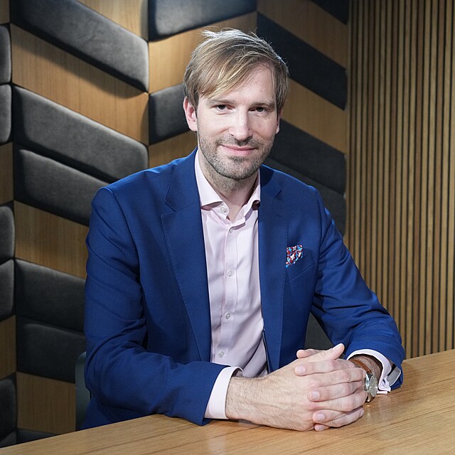 Adam Vojtch v poadu PoliTikTok
