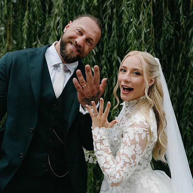 Detektor lži Enžlových pobouřil fanoušky: Toxická atmosféra a tvrdé reakce