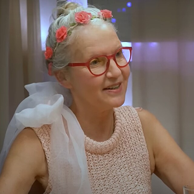 Here�ka a zp�va�ka Berenika Kohoutov� a jej� matka, spisovatelka Irena...